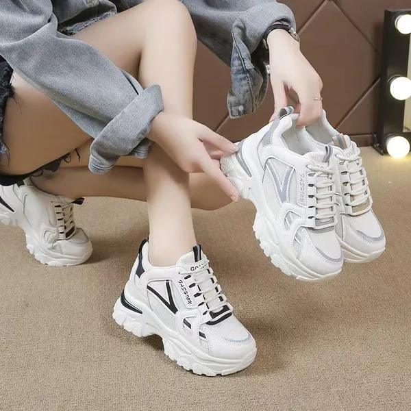 Wholesale Hip Hop Streetwear Low-top Skateboard Shoes Men Black White Letter Casual Sport Shoes Fog Canvas Shoes Large Size Women Sneaker photo-2