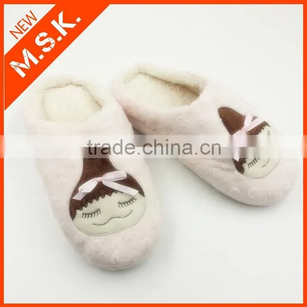 New Design Pink Fluzzy Princess Woman Slipper photo-2