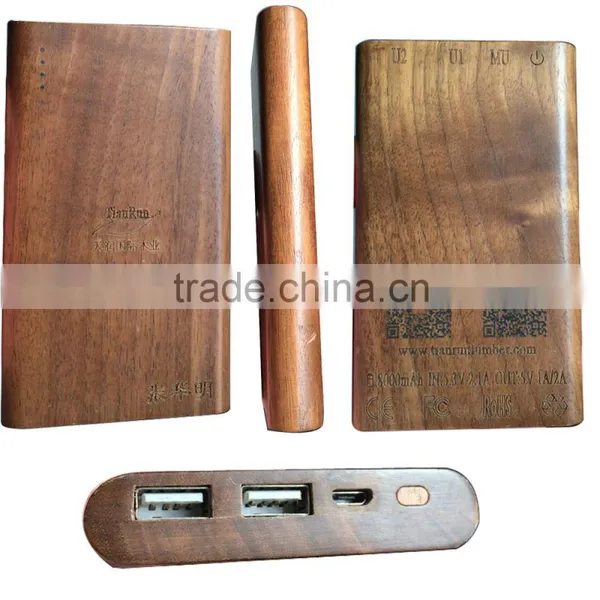 Charger for Mobile Phone in Natural Wooden Finish