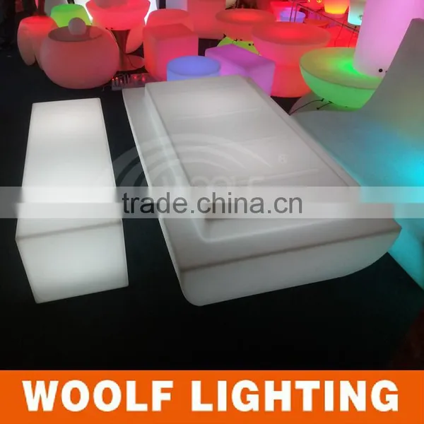 Cute CE and Rohs Compliant Smash Hit Party Events Nightclub Decorative LED Light Up Cocktail Table Tea Table photo-3