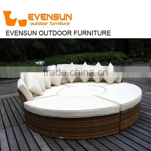 Outdoor Sunbed Resin Rattan Outdoor Daybed With Canopy photo-2