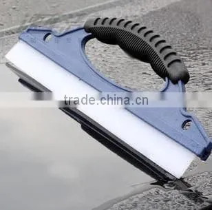 Plastic Silicone Scraper for Window Cleaning photo-3