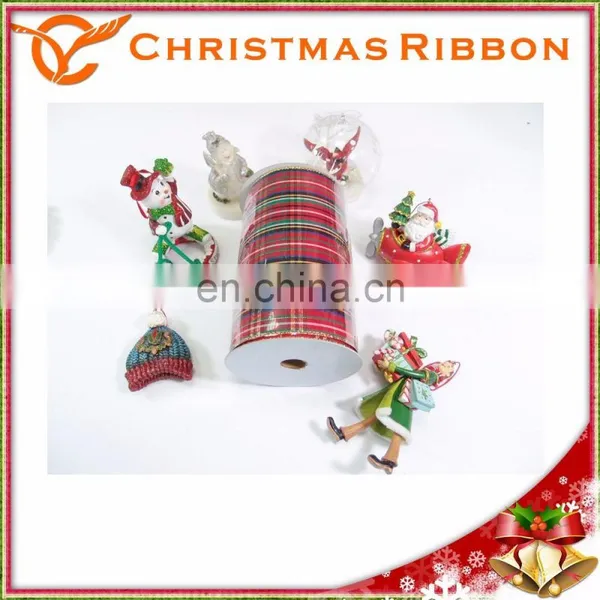 Beautiful Door Decorative Cane Wreath Christmas Lace photo-4
