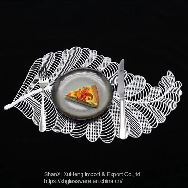 New Leaf Shape Plastic Placemats Colored Metallic Dining Table Mats Wholesale photo-4