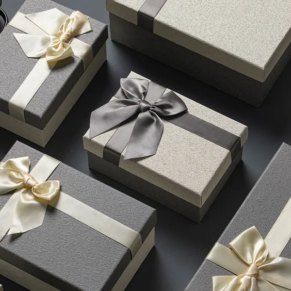 Rectangular Shape Paper Rigid Luxury Gift Packaging Box photo-3
