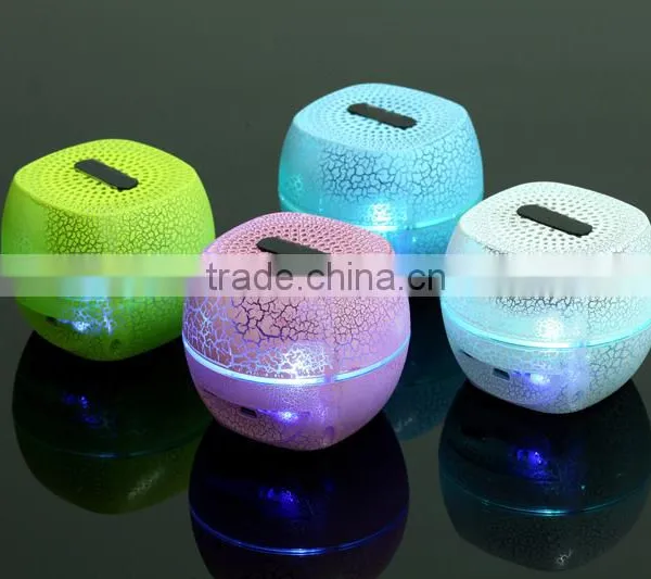 New Product Crack Wireless Mini Bluetooth Speaker With Led Light photo-5