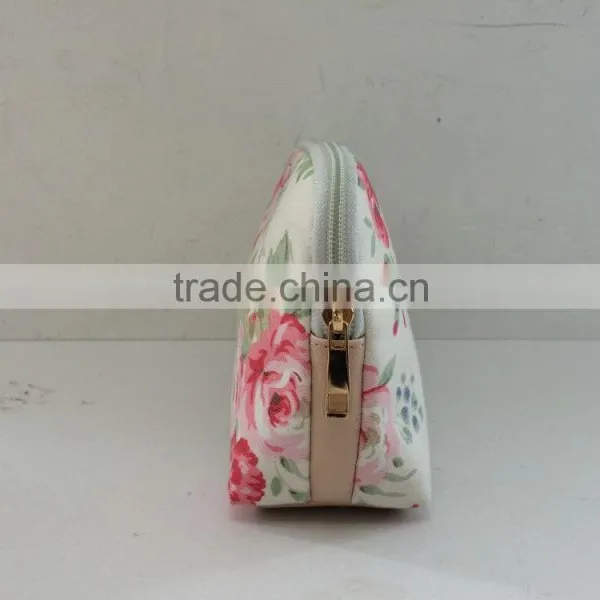 Pringted Canvas Travel Bag With Cosmetic Bag photo-5