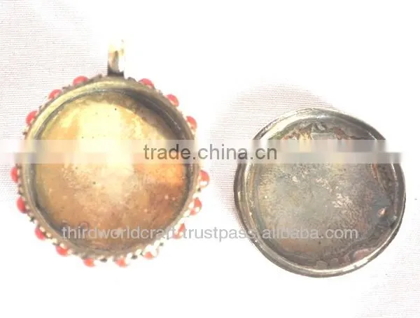 Pendant From Nepal photo-2