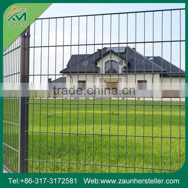 Powder Coated Soccer Field Fence photo-4