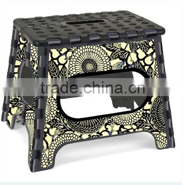 Beautiful Painting Living Room Folding Chair With Handle photo-2