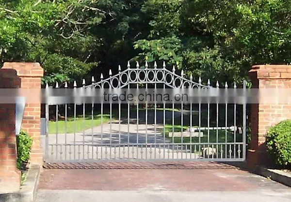 Metal Security Gate/ Garden Decorative Privacy Cast Aluminium Wrought Iron Fence and Gates in Stock photo-2