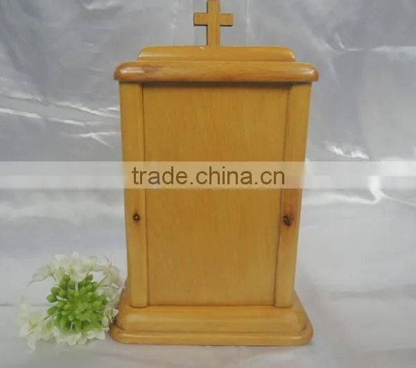 Chinese Funeral Supply European Style Hand-crafted Solid Wood Funeral Urn Wholesale for Adult Ashes photo-2