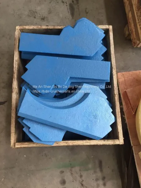 High Manganese Steel VSI Crusher Parts Wear Plate Upper Apply to Barmac B6150 VSI Crusher photo-2