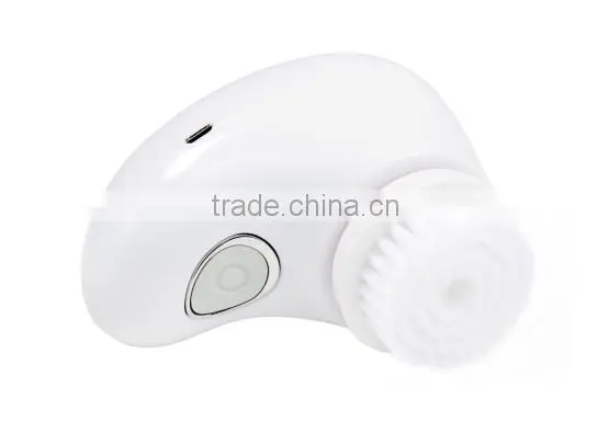 Rechargeable Face Cleansing Brush 2 Attachable Brush photo-3