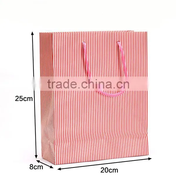 Cute Gift Bag Special Design Ivory Board Creative Cartoon Paper Bag Supplier's Choice photo-5