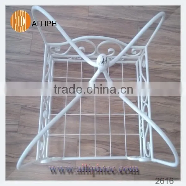Wrought Iron Dog Bed photo-2