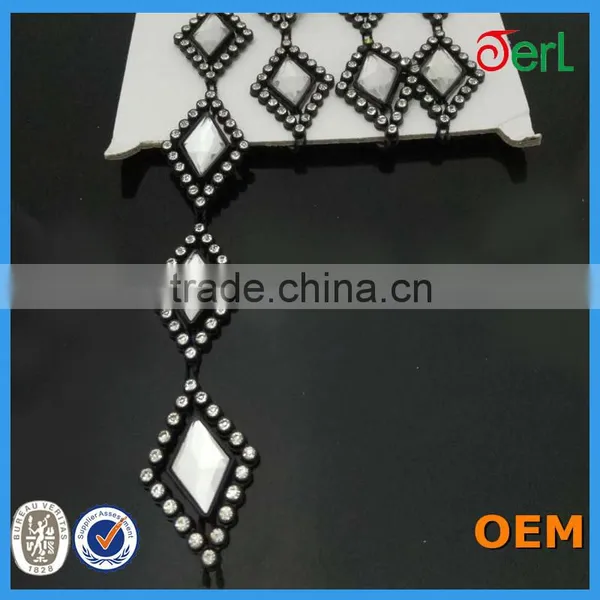 Wholesale Glass Plastic Banding Trimming for Overall Decoration in China photo-6