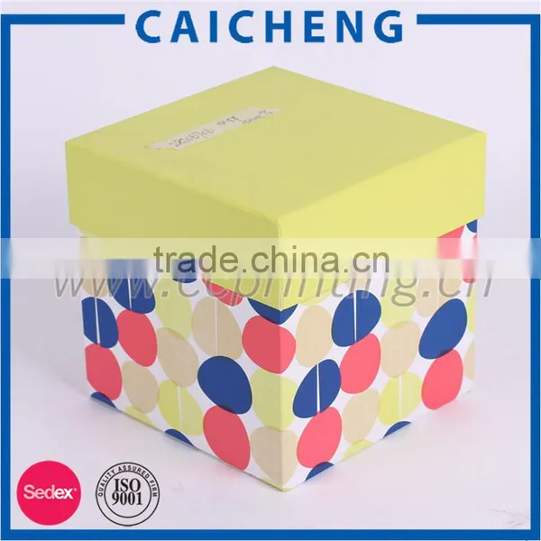 Custom Wholesale Packaging Color Box Printing photo-3