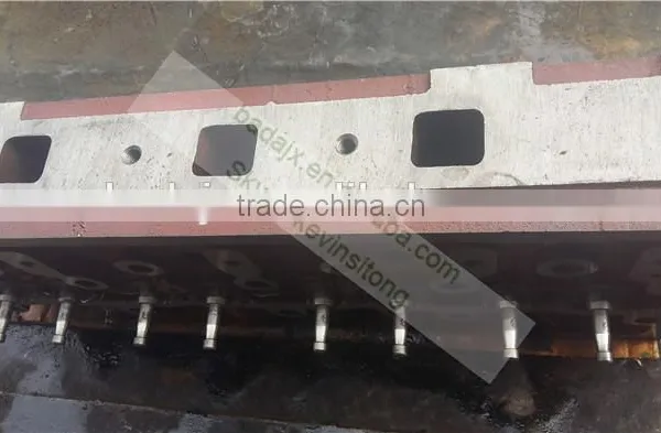 Shanghai New Holland Tractor SNH4100 Engine Parts Cylinder Head photo-3
