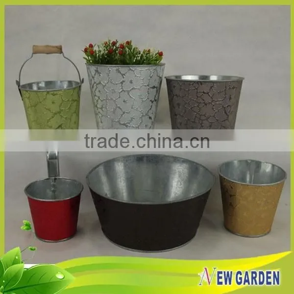 Functional High Quality Customized Designed Metal Hanging Flower Pots photo-2