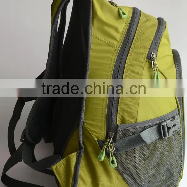 2017 Whosale Backpacks China Waterproof Outdoor Hiking Backpack photo-3