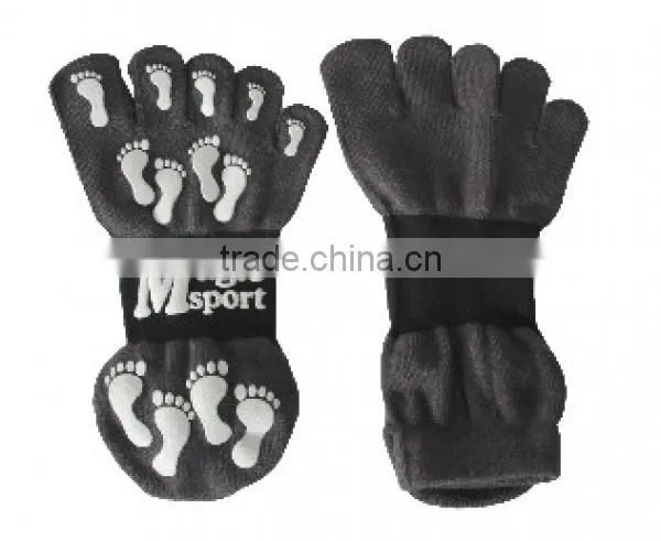 Non-Slip Five Toe Sport Socks photo-2