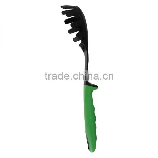 The Ascona Mess-Free Pasta Server - Large Teeth Grip Pasta While Open Facets Drain Water and Comes With Your Logo photo-3