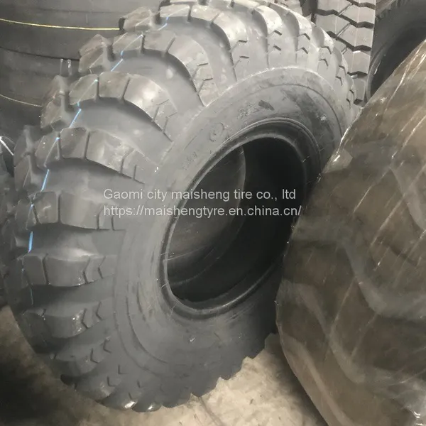 Two Busy Tires 12.5/80-18 16.9-28 Vacuum Tire Loader R-4 photo-2