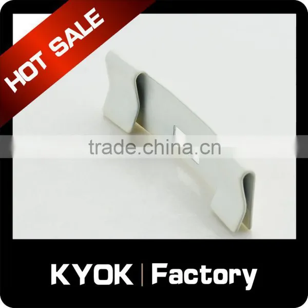 KYOK Experienced Curtain Rod Manufacturer, Wholesale Hot Selling Window Hardware Blinds Accessories, Curved Vane Clips Iron photo-2