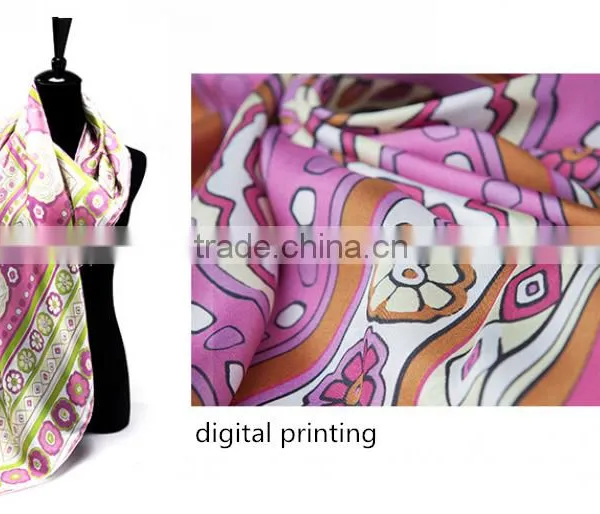 China Top 10 Silk Scarf Factory no Moq Digital Printing Silk Scarf photo-2
