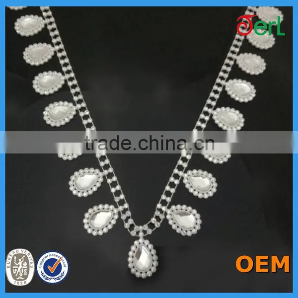 Plastic Rhinestone Trim for Garment Accessories photo-3