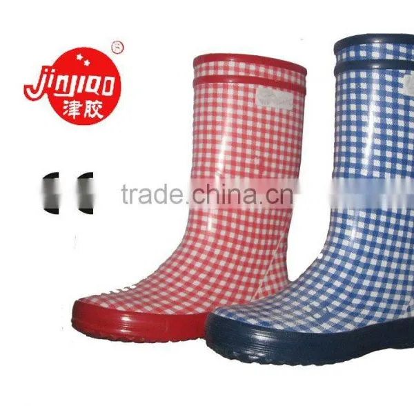 Fashion Rain Rubber Boots for Ladies and Children photo-4
