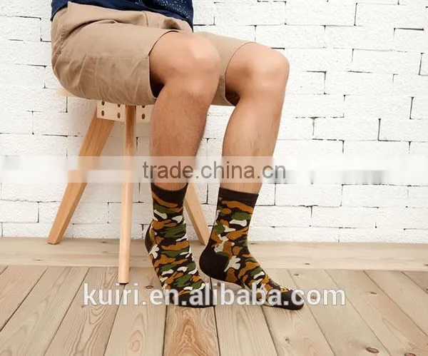 New Autumn Winter Cotton Men Socks Wholesale Korean Classic Camouflage Socks photo-4