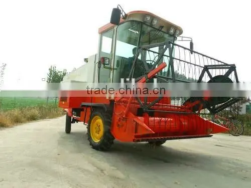 New Type Self-propelled Square Baler