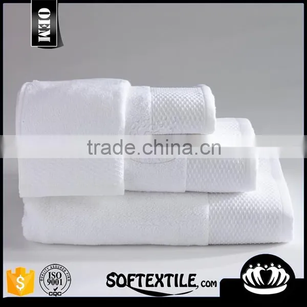 China Manufacturer Antistatic Nice Black White Bath Towels
