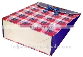 Beautiful Plaid Paper Gift Bags,customized Present Bags photo-3
