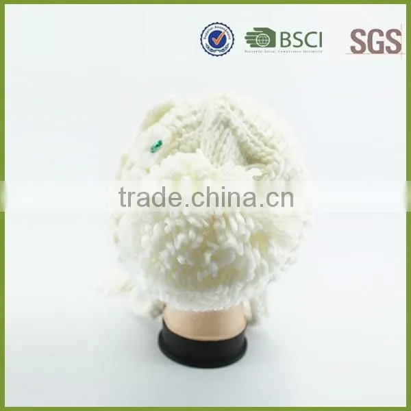 Girl's Knitted Custom Cable Knit Beanie Hat With Flower photo-3