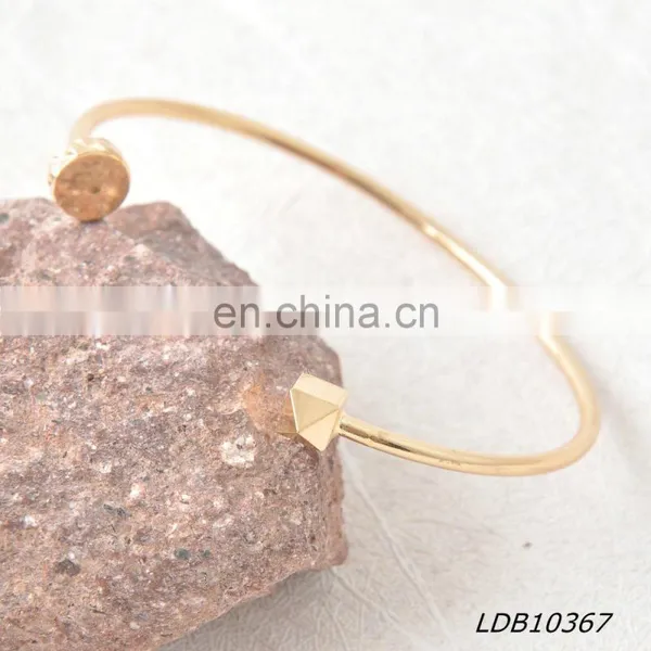 Cuff Gold Circle Bracelate photo-2
