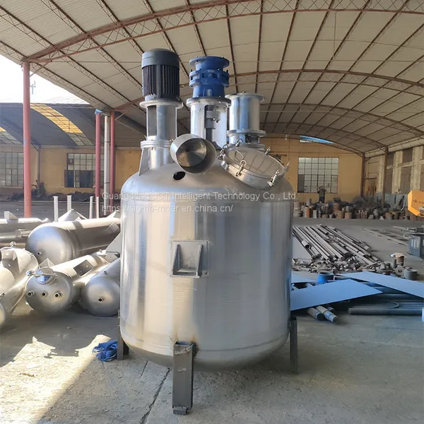 Multifunctional Reactor with Wall Scraper and Hi-Speed Dissolver