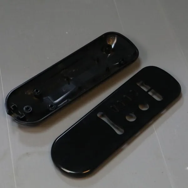 Custom Remote Control Housing Molding – Precision 1+1 Family Mold, S136 Core, Tight Tolerance for PCB Mounting