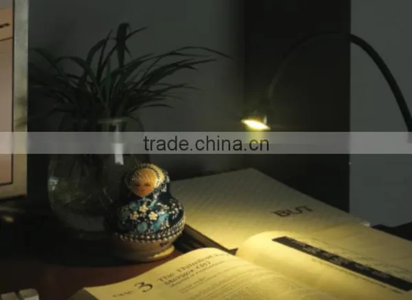 Clamp-mounting Led Reading Light for Table photo-2