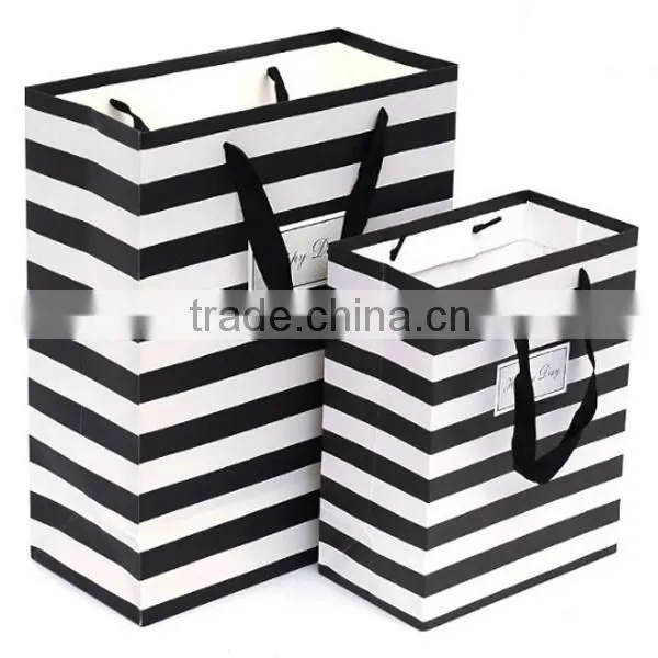 Various Color And Type of Stripe Paper Bag Paper Gift Bag photo-4