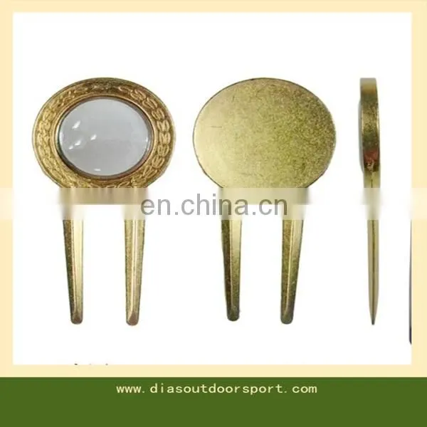 Golf Divot Tool With Ball Markers