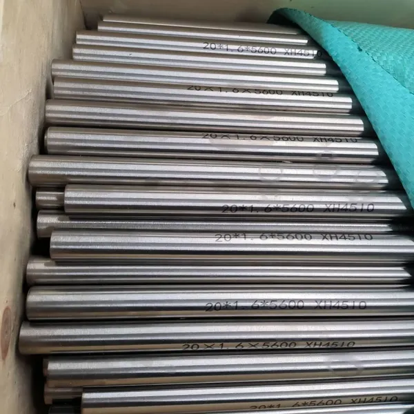 Industrial Grade Pure Nickel Pipe UNS N02200 for Oil & Gas and Offshore Applications photo-5