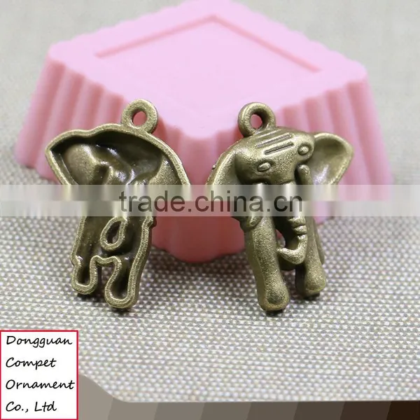 Compet Wholesale Diy Jewelry Accessories Zinc Alloy Elephant Shaped Pendant photo-2