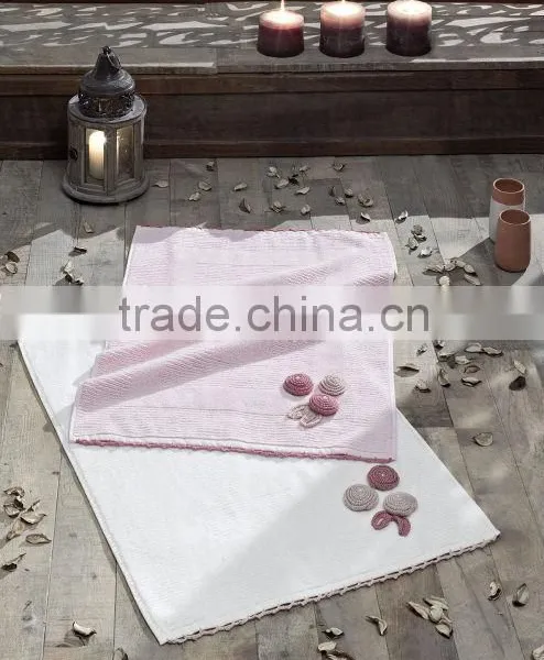 Cotton Embroidery Bathmats