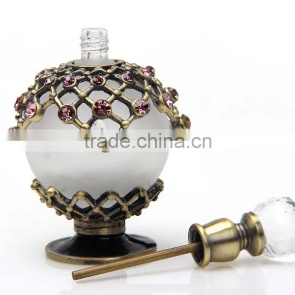 Vintage Europe Beautiful Metal Cap Crystal Glass Perfume Bottles photo-3