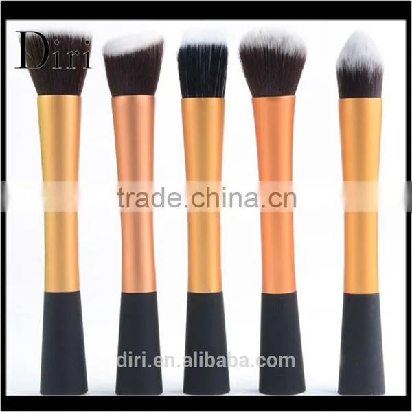 OEM Wholesale Long Handle Concealer Brush Reviews photo-4