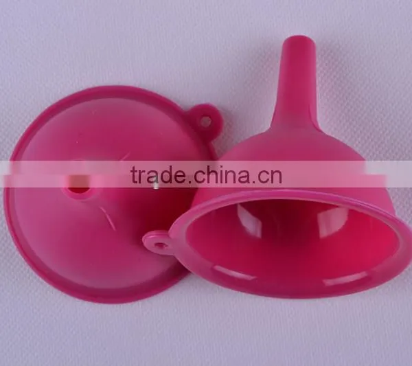 Durable Promotion Kitchen Utensil Enviromental Eco-friendly Practical Silicone Filling Funnel