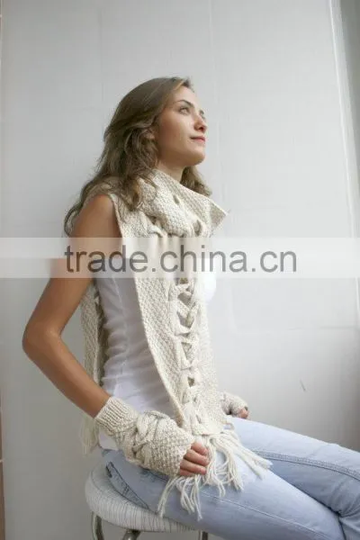 Beige Wool Scarf Special Design photo-5